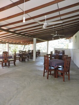 misty hills ella resort