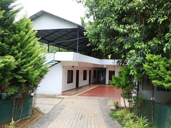 thanal hotel and resorts