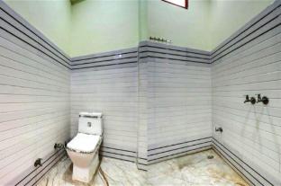 hotel the m j agra