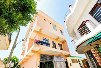 Hotel The M-J Agra,,3 star