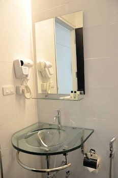 3howw hostel at sukhumvit 21