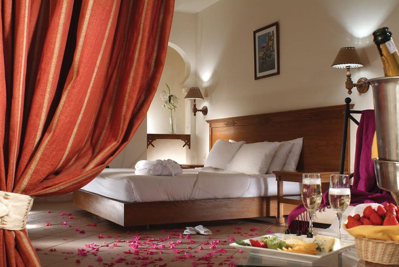 charmillion club resort