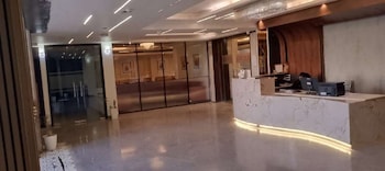 hotel raaj palace