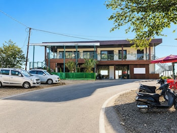 hotel kashmiananda retreat mussoorie