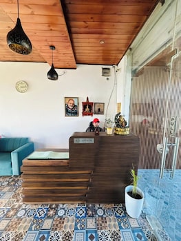 hotel kashmiananda retreat mussoorie