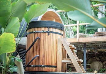 qasa boutique hotel and retreats lgbtq