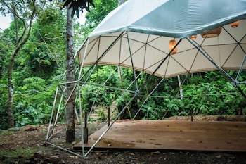 qasa boutique hotel and retreats lgbtq