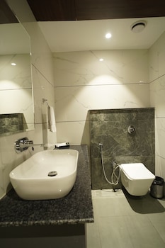 rrr by io hotels