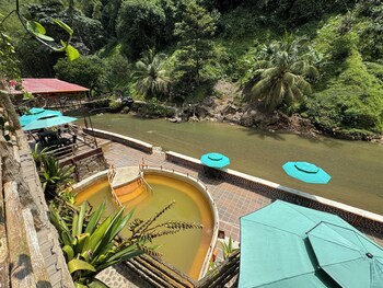 hotel termales espiritu santo