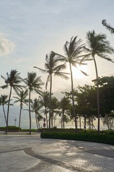 viona beach hotel marina phu quoc