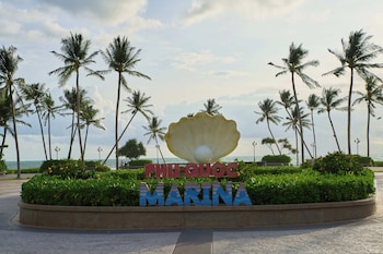 viona beach hotel marina phu quoc