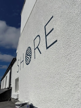 Shore Hotel,,3 star