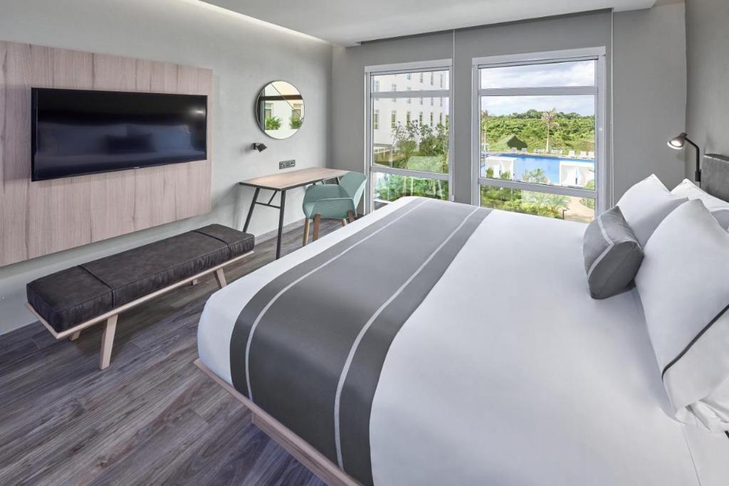 city express plus by marriott cancun aeropuerto riviera