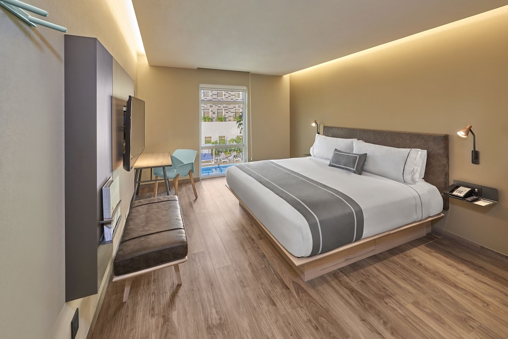 city express plus by marriott cancun aeropuerto riviera