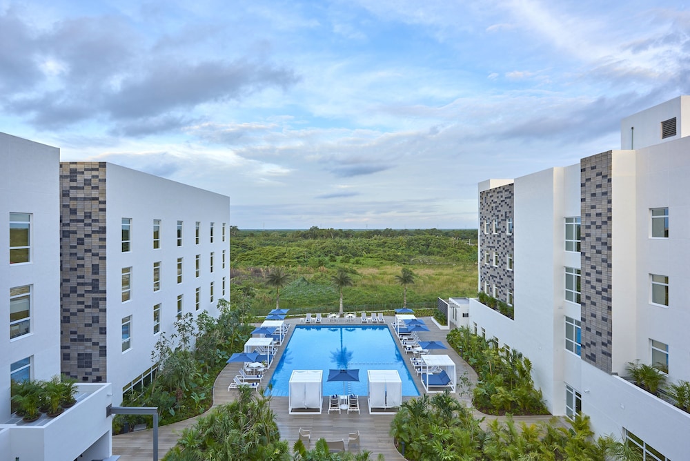 city express plus by marriott cancun aeropuerto riviera
