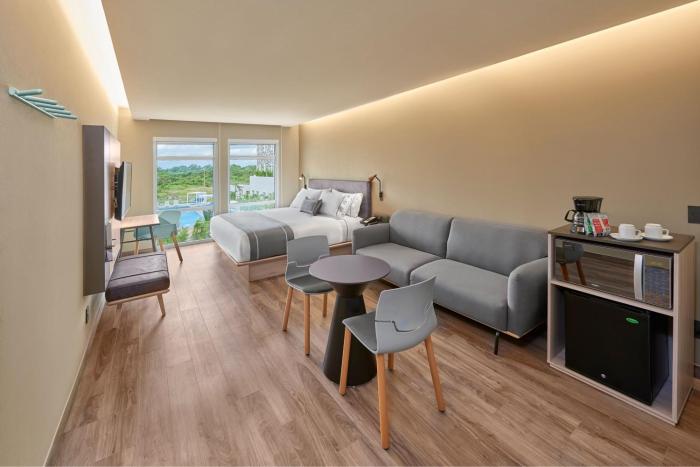 city express plus by marriott cancun aeropuerto riviera
