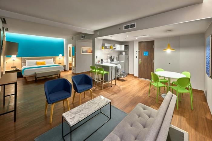 city express plus by marriott cancun aeropuerto riviera