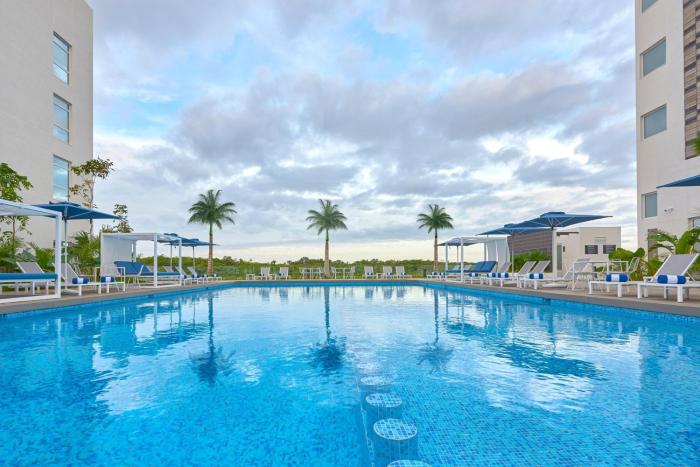 city express plus by marriott cancun aeropuerto riviera