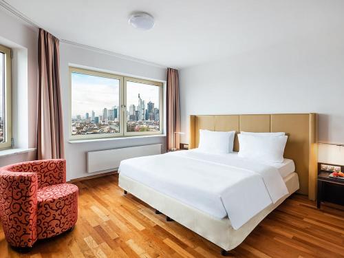 main plaza suite tower