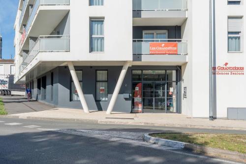 quality aparthotel rochefort