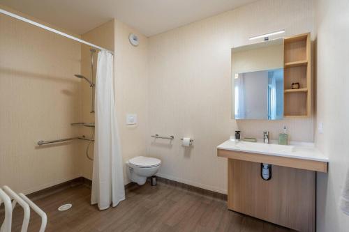 quality aparthotel rochefort