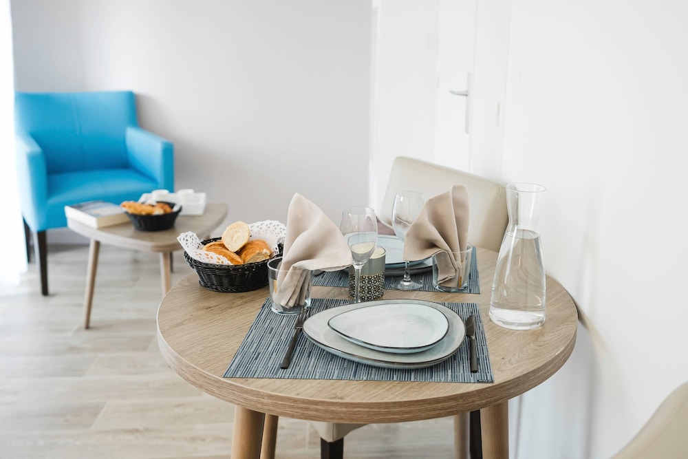 quality aparthotel saint malo