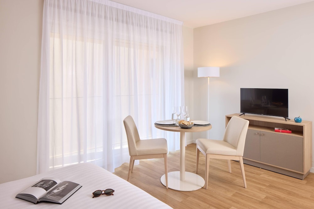 quality aparthotel voiron