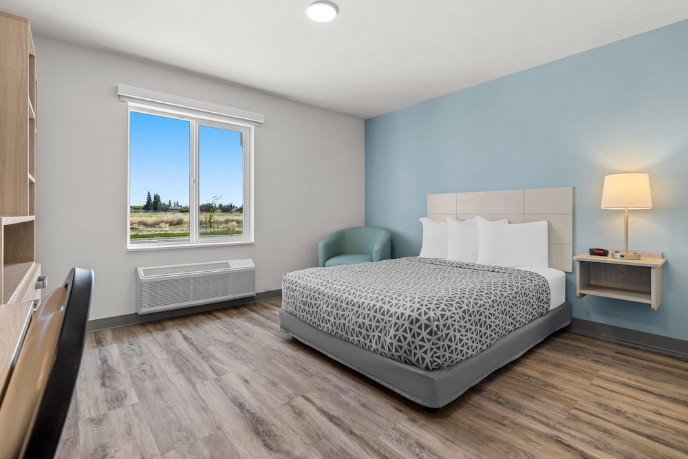 woodspring suites manteca stockton south