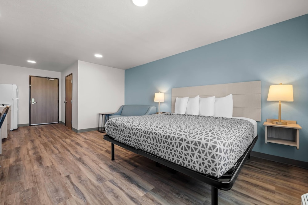 woodspring suites manteca stockton south