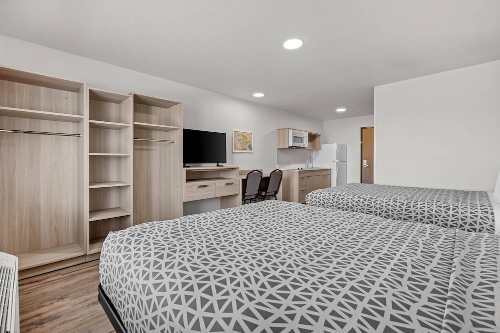 woodspring suites manteca stockton south