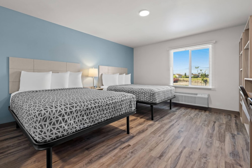 woodspring suites manteca stockton south