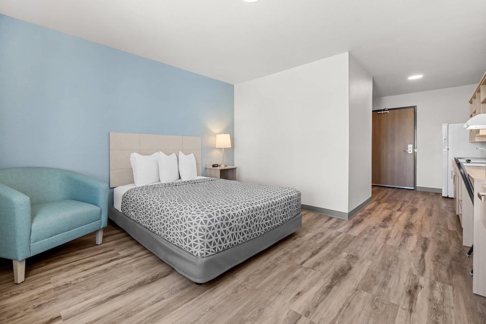 woodspring suites manteca stockton south