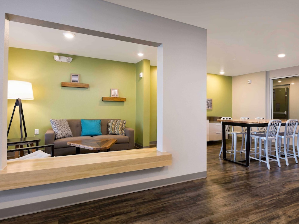 woodspring suites manteca stockton south