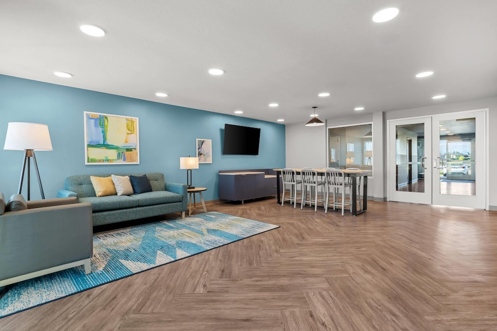 woodspring suites manteca stockton south