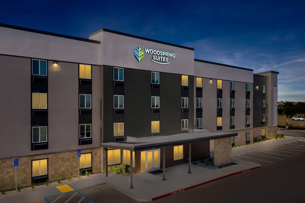 woodspring suites manteca stockton south