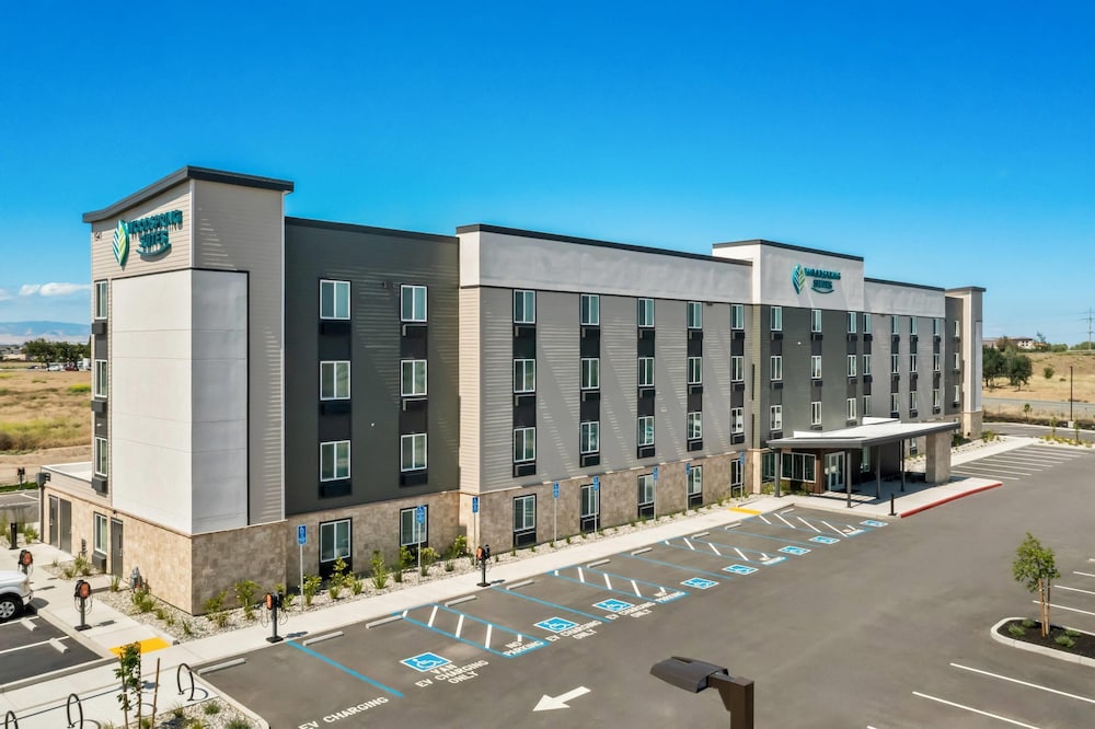woodspring suites manteca stockton south