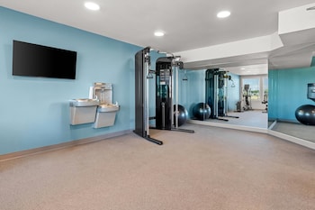 woodspring suites manteca stockton south