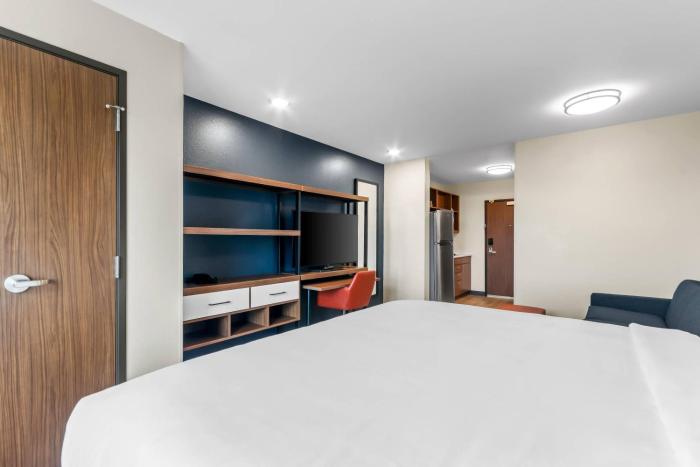 everhome suites panama city beach