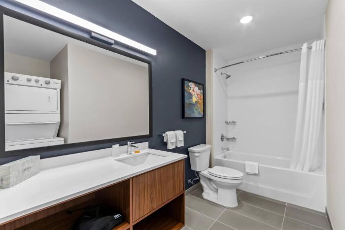 everhome suites panama city beach