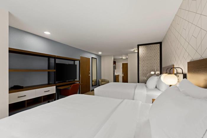 everhome suites panama city beach