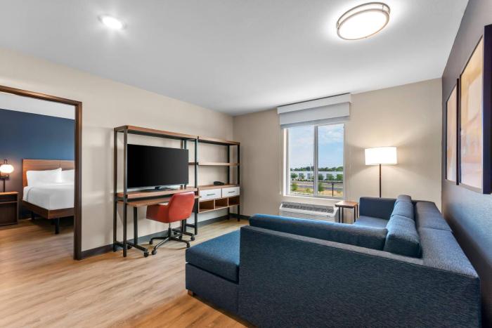 everhome suites panama city beach