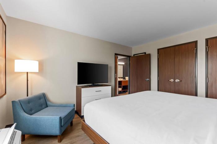 everhome suites panama city beach
