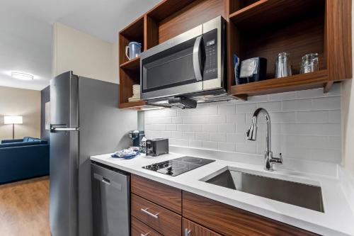 everhome suites panama city beach