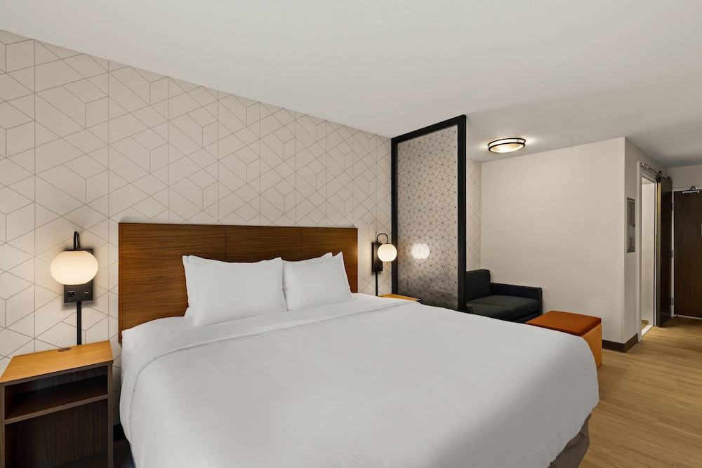 everhome suites wichita northeast by choice hotels