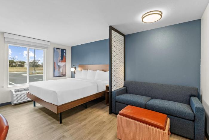 everhome suites wichita northeast by choice hotels