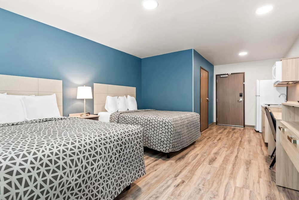 woodspring suites lancaster north