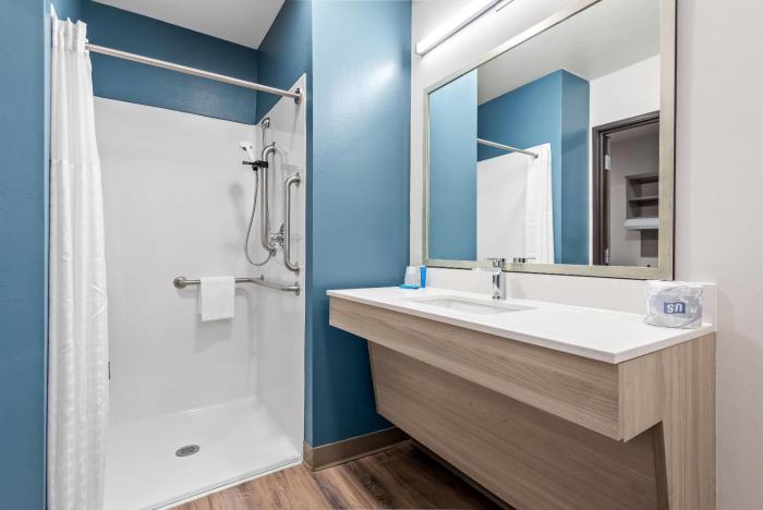 woodspring suites lancaster north