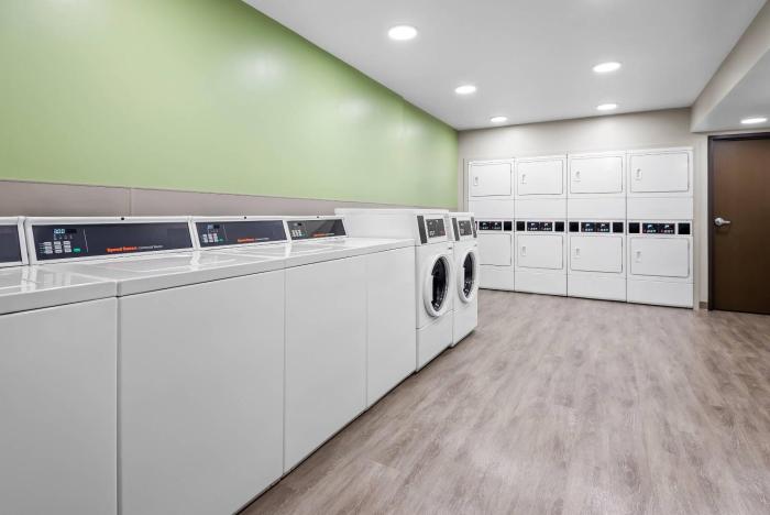 woodspring suites lancaster north
