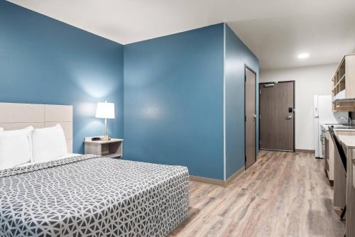 woodspring suites lancaster north