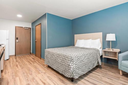woodspring suites lancaster north